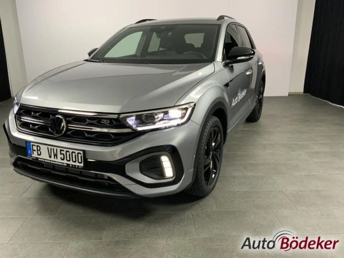 Volkswagen T-Roc 1.5 TSI DSG R-Line Black Style Bluetooth LED Silber - 2