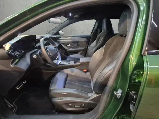 Peugeot 308 view 9