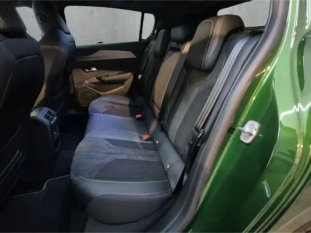 Peugeot 308 view 8