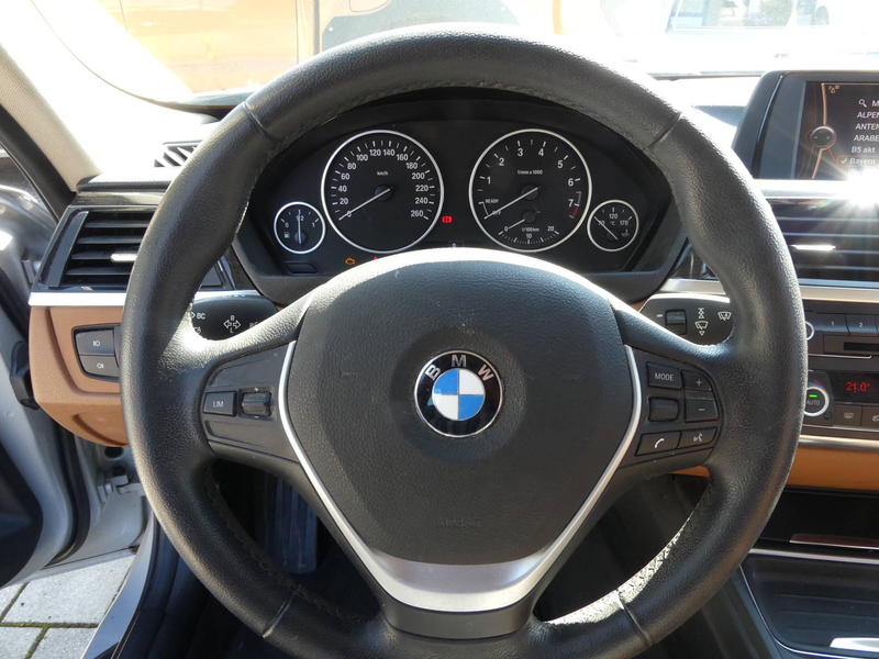 BMW 335 335 i Luxury 360 PS Kundenauftrag wg. Todesfall — photo 9