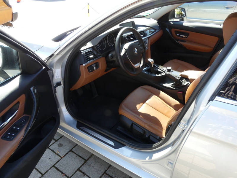 BMW 335 335 i Luxury 360 PS Kundenauftrag wg. Todesfall — photo 5