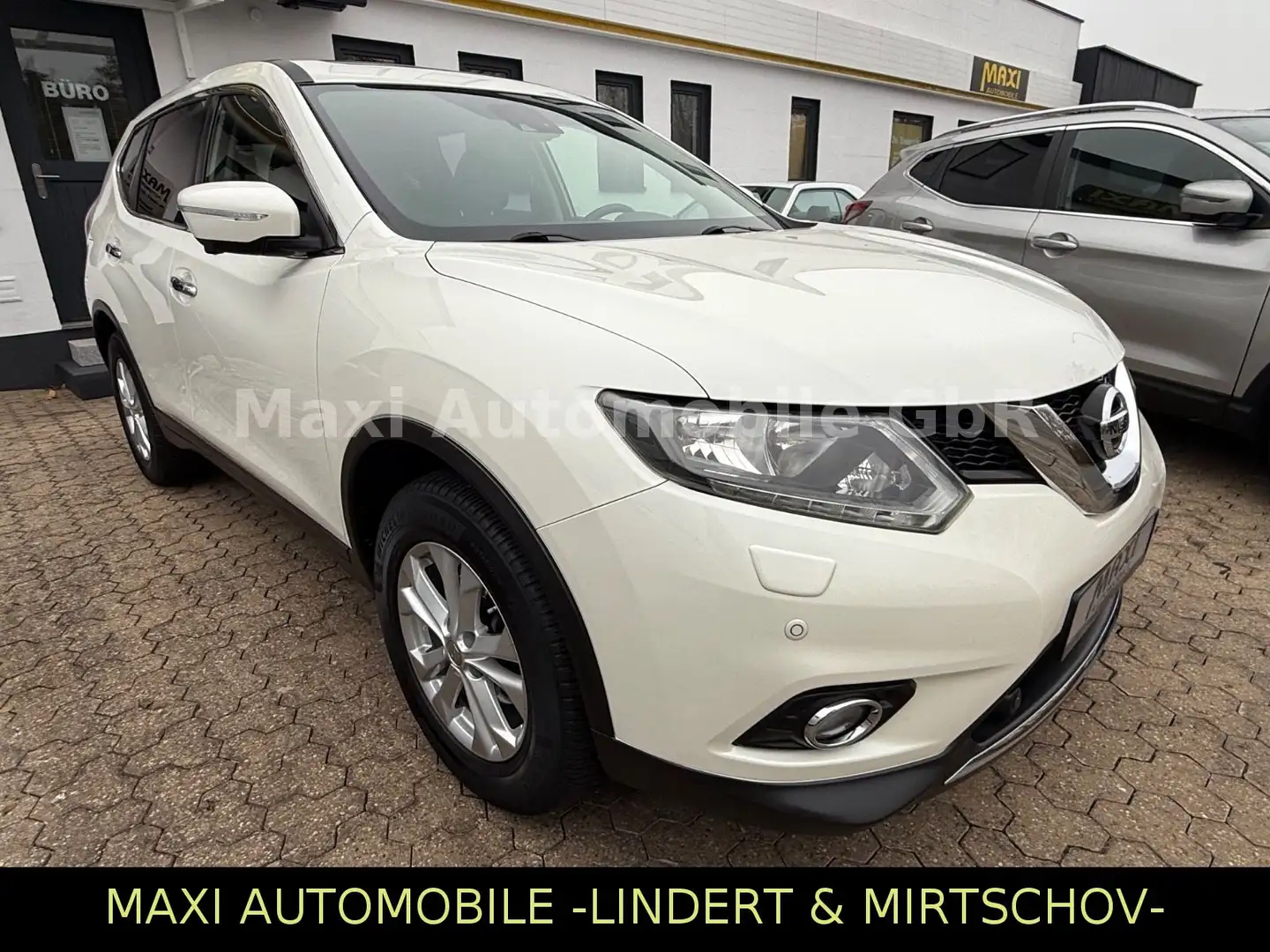 Nissan X-Trail 1,6 dCi Navi Kam Panorama Standh. AHK Weiß - 1