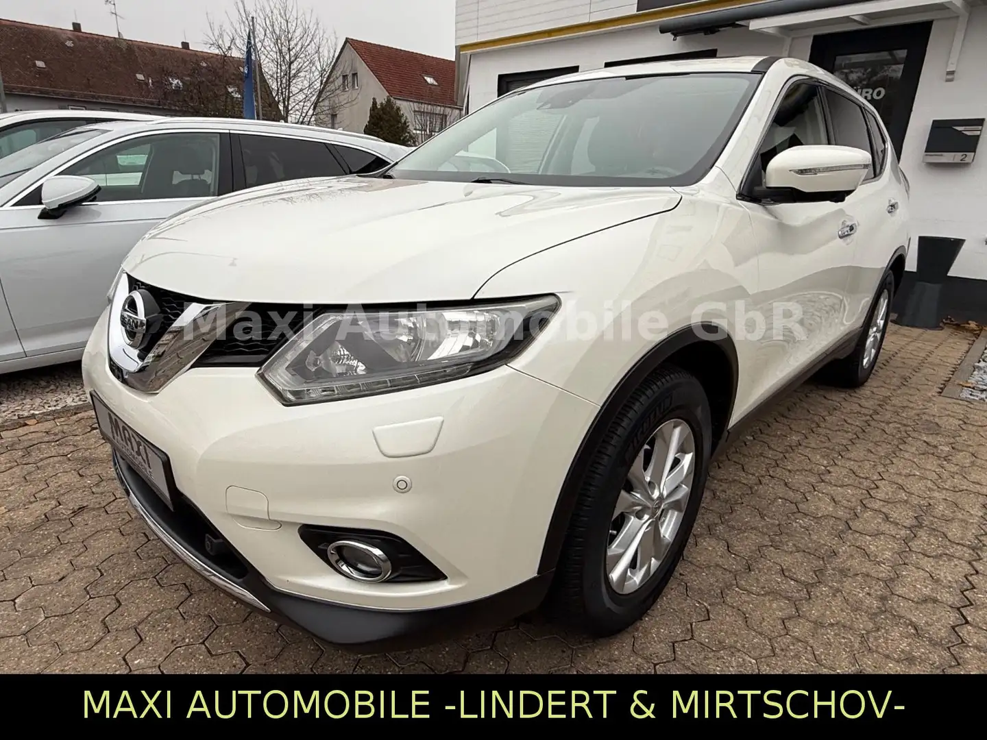Nissan X-Trail 1,6 dCi Navi Kam Panorama Standh. AHK Weiß - 2