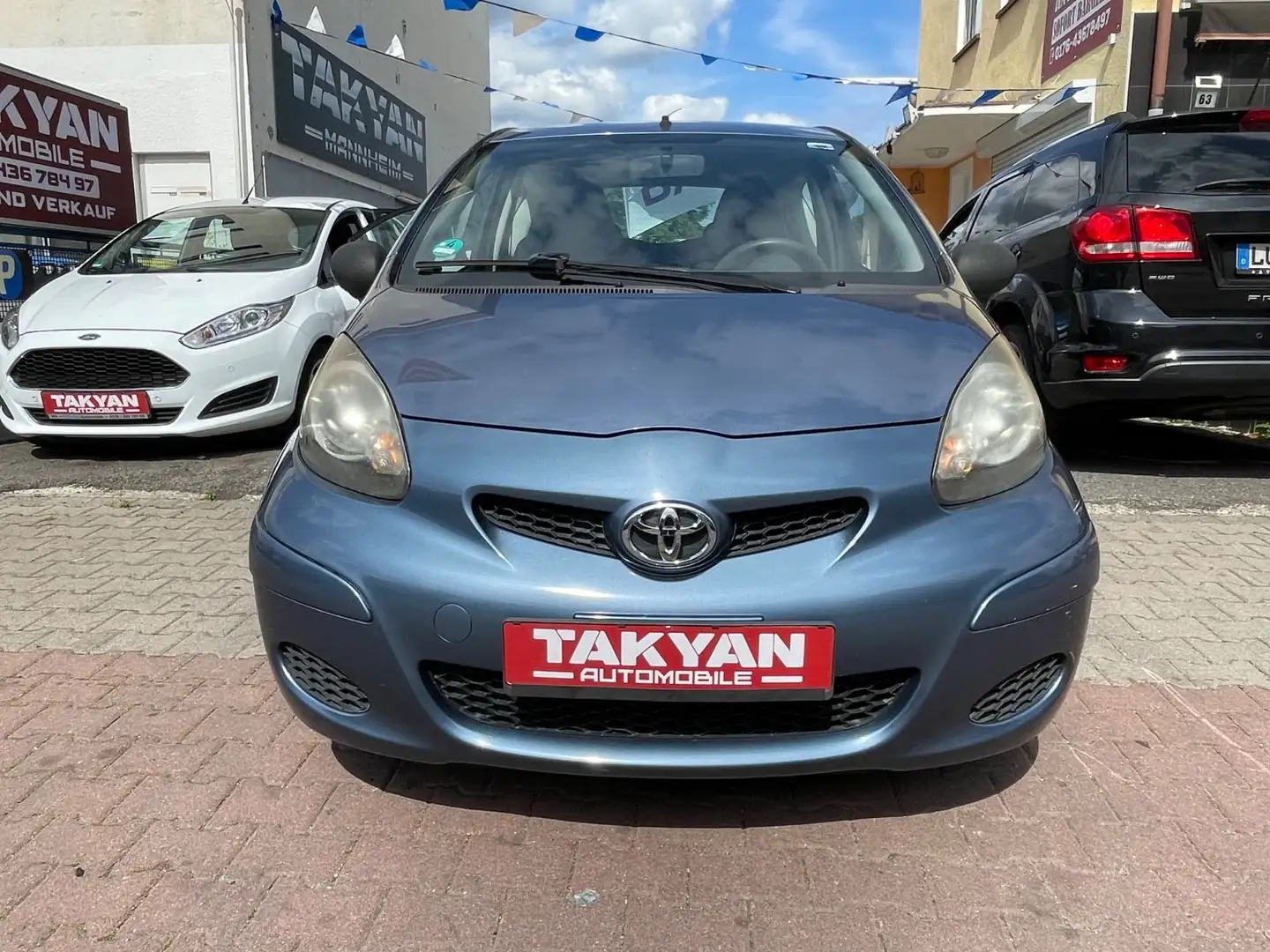Toyota Aygo AYGO Basis Albastru - 2