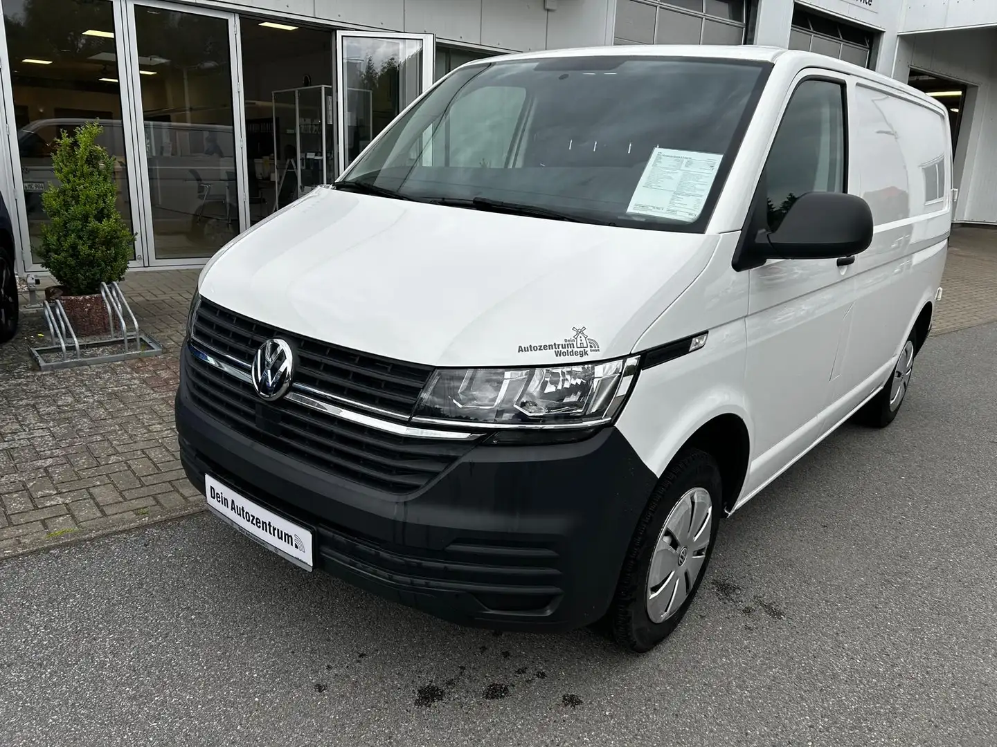 Volkswagen T6.1 Transporter Kasten 2.0 TDI KR Weiß - 1