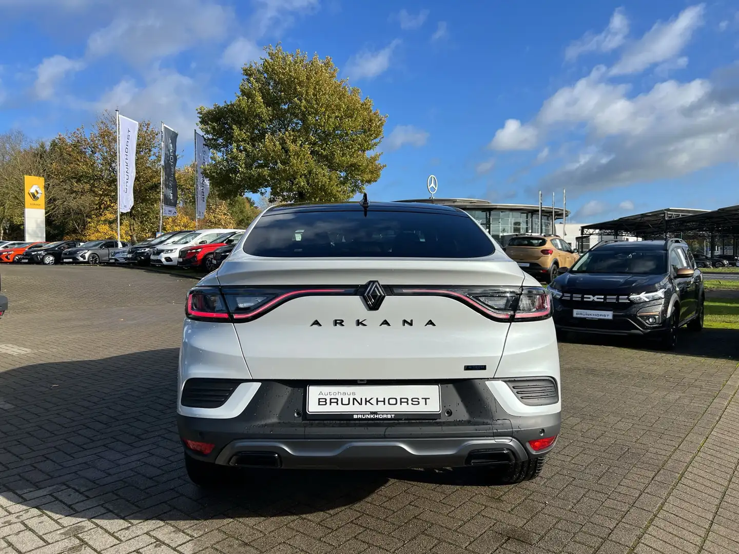 Renault Arkana E-TECH 145 Esprit Alpine Winterpaket+LED+RFK Wit - 2