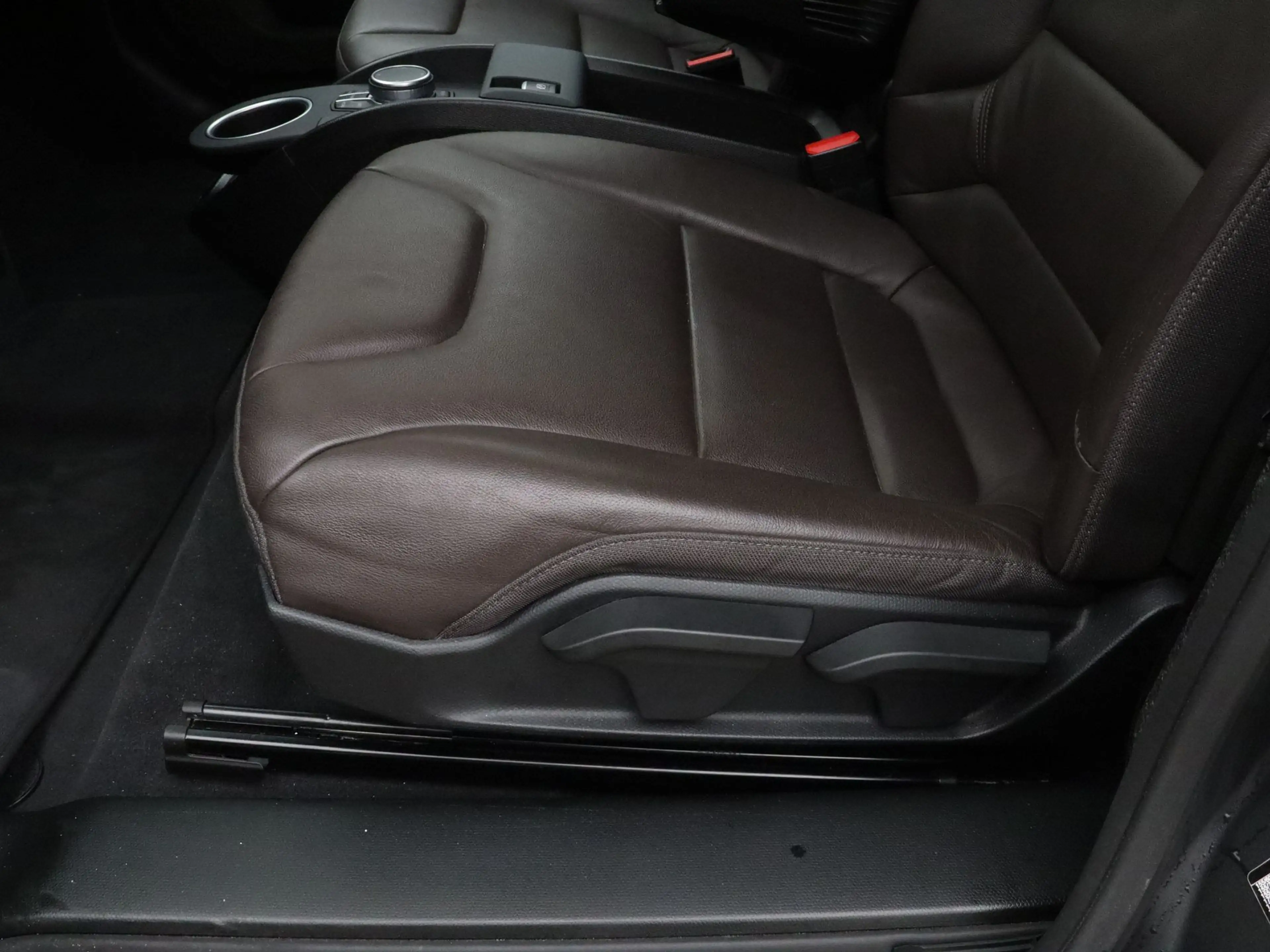 BMW i3 Unique Forever Edition 120Ah 42 kWh — photo 15