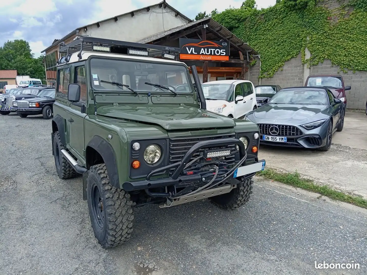 Land Rover Defender Superbe LAND ROVER 90 2.5 L TD 63228 km avec suivi Vert - 2