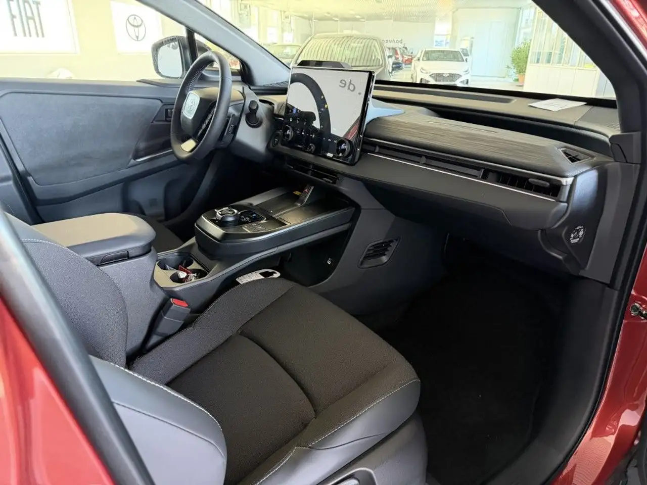 Toyota C-HR C-HR+ 77kWh Teamplayer 7