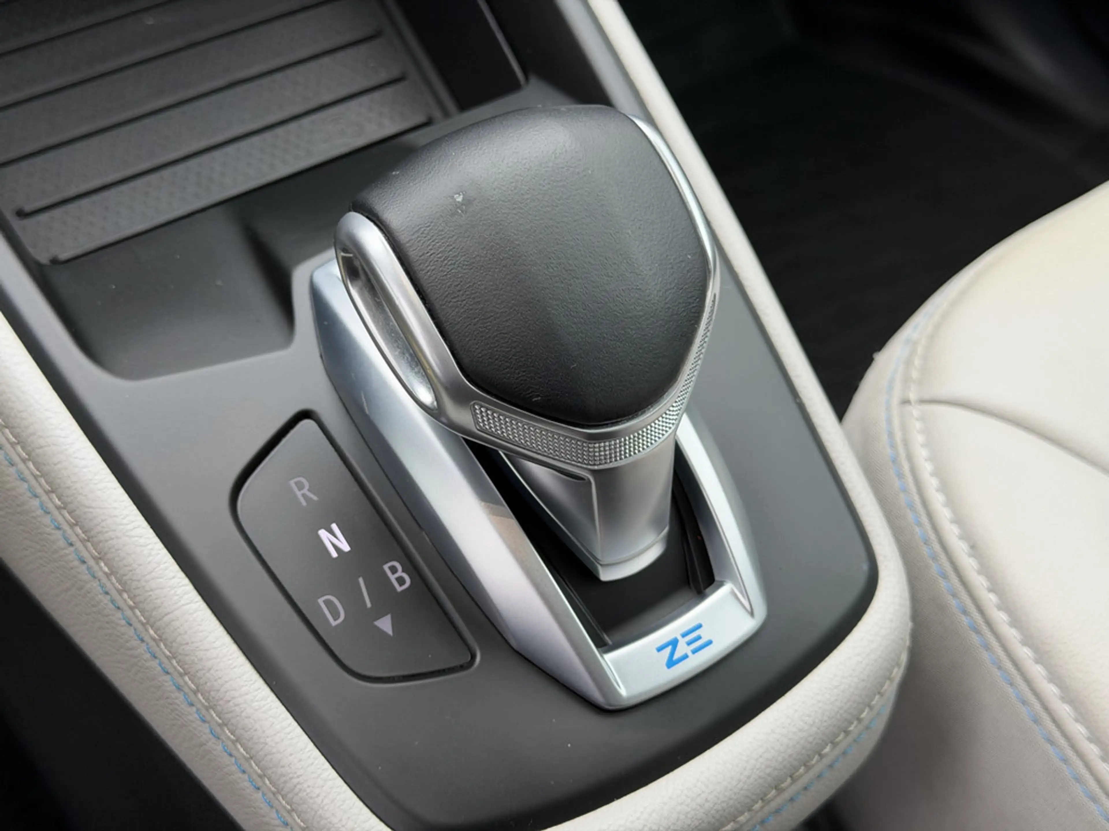 Renault ZOE Riviera R135 51kW — photo 7
