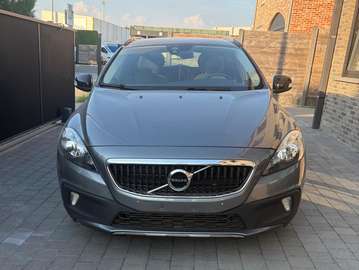 V40 Cross Country 2.0 D2