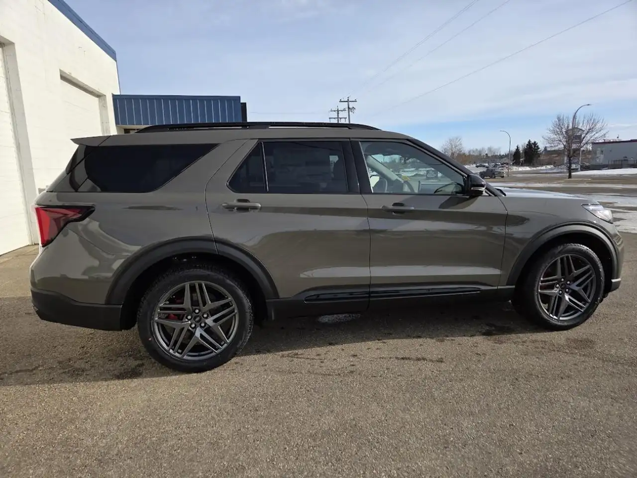 Ford Explorer снимка Ford Explorer