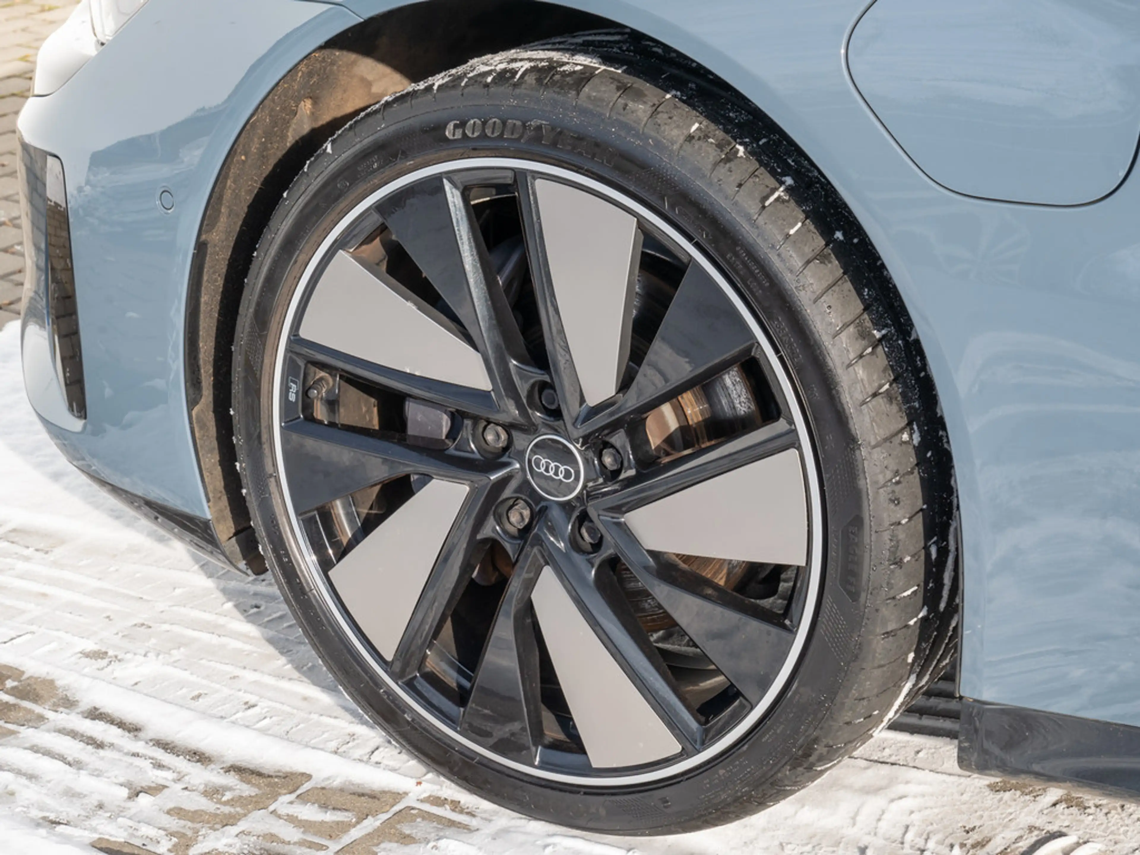 Audi e-tron GT quattro LASER 360° B&O PANO LUFT NA — photo 7