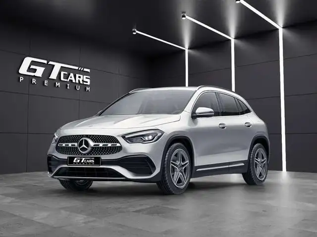 Mercedes-Benz GLA 250 250e
