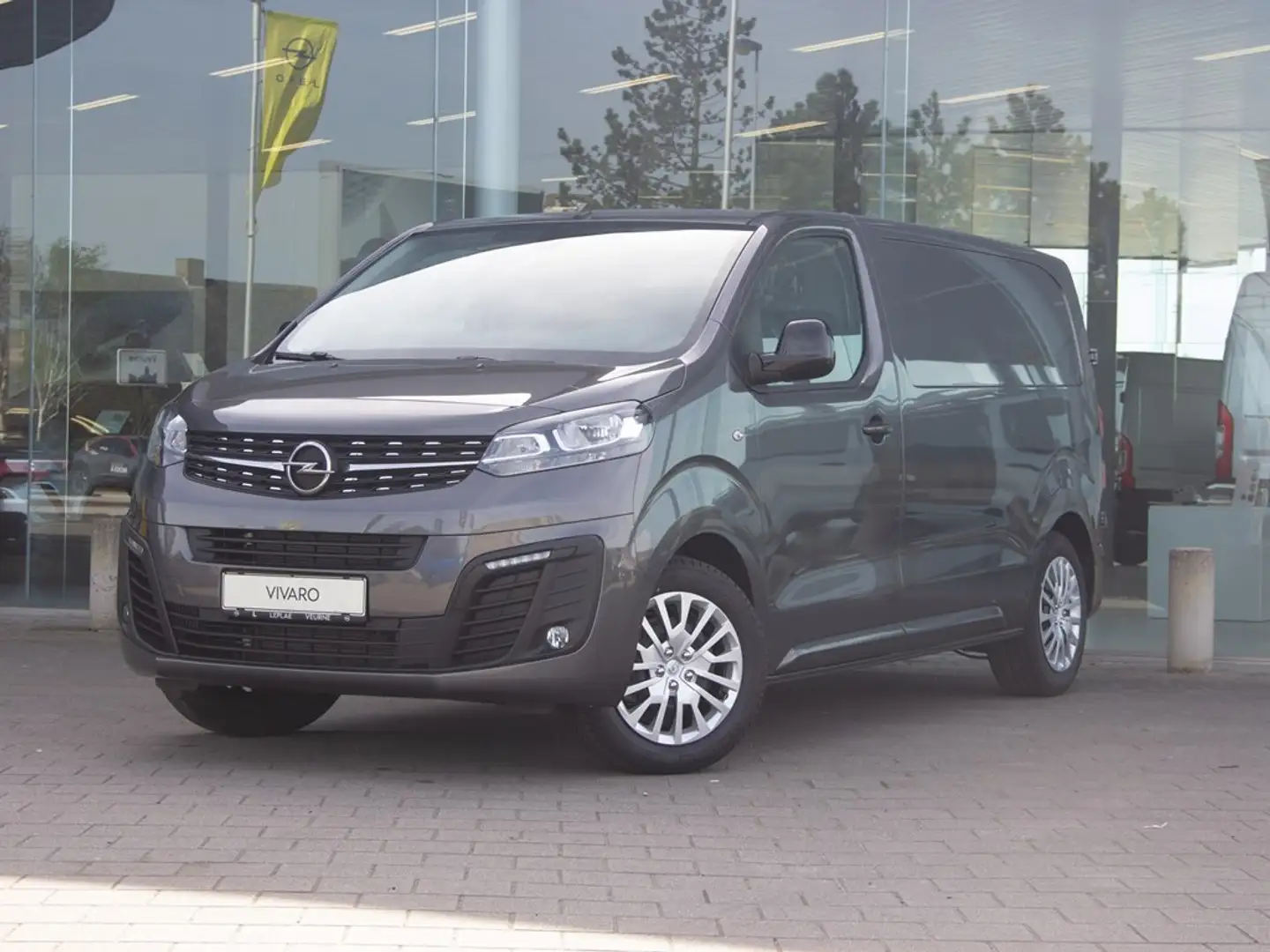 Opel Vivaro VAN L2 2.0 145PK CONNECT NAV PACK Šedá - 1