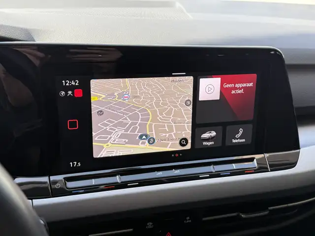 Volkswagen Golf view 22
