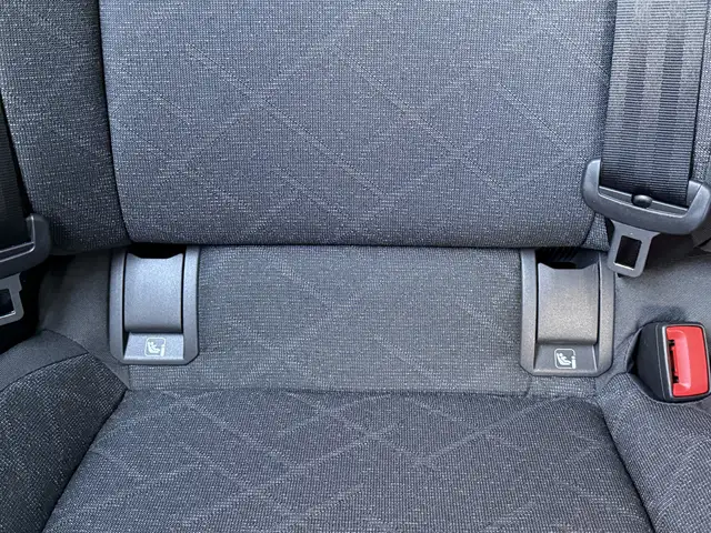 Volkswagen Golf view 30