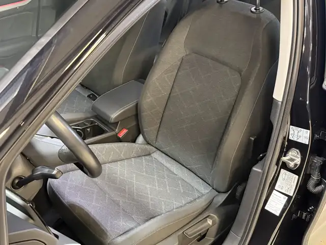 Volkswagen Golf view 7