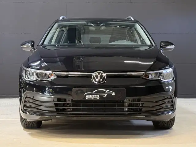 Volkswagen Golf view 4