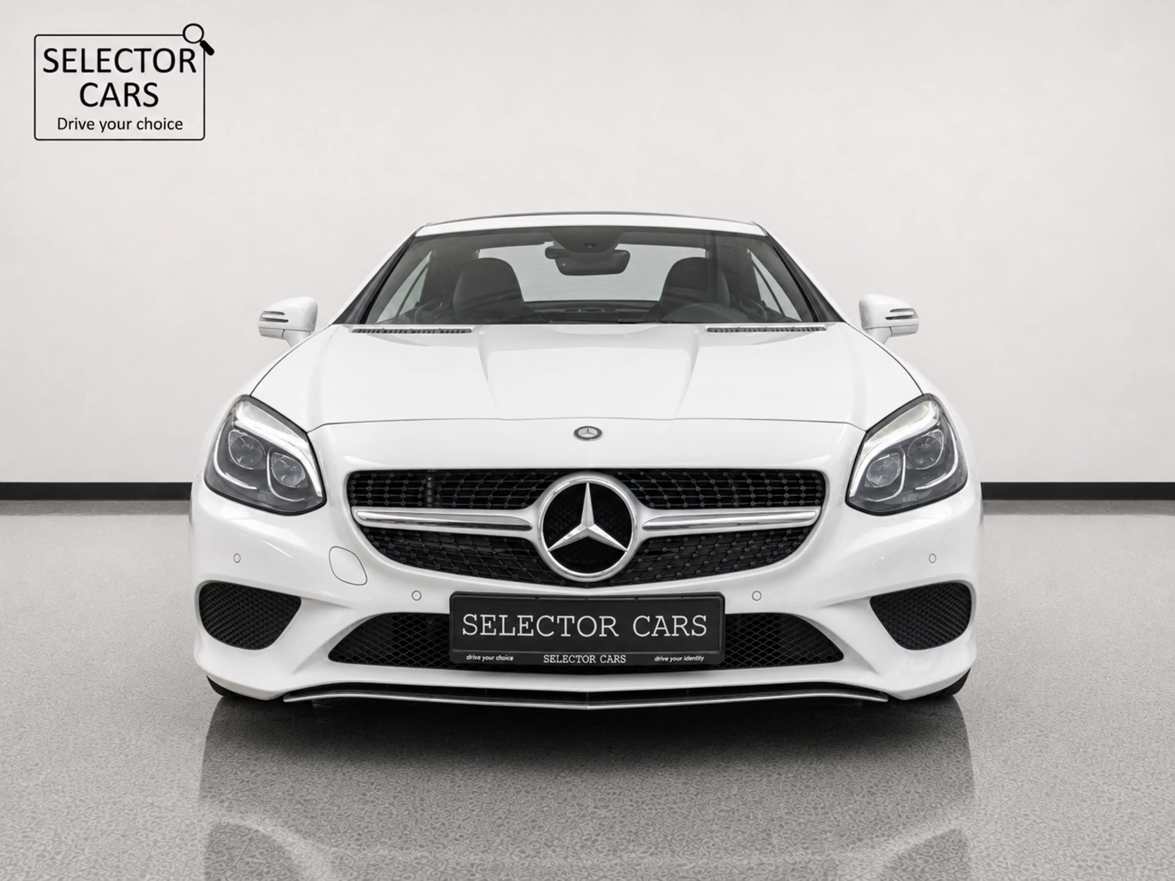 Mercedes-Benz SLC 200 Aut. /Airscarf/Navi/LED/Leder/Carplay — photo 2