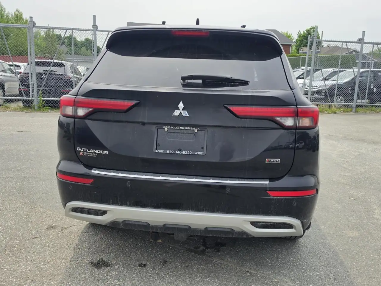 Mitsubishi Outlander photo Mitsubishi Outlander
