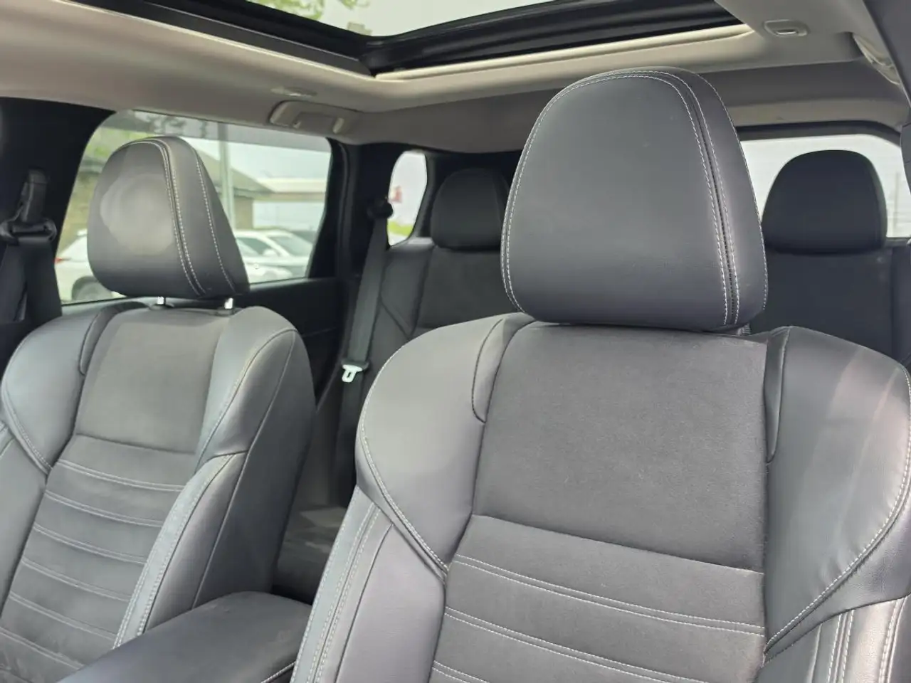 Mitsubishi Outlander photo Mitsubishi Outlander
