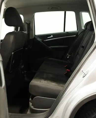 Volkswagen Tiguan view 9