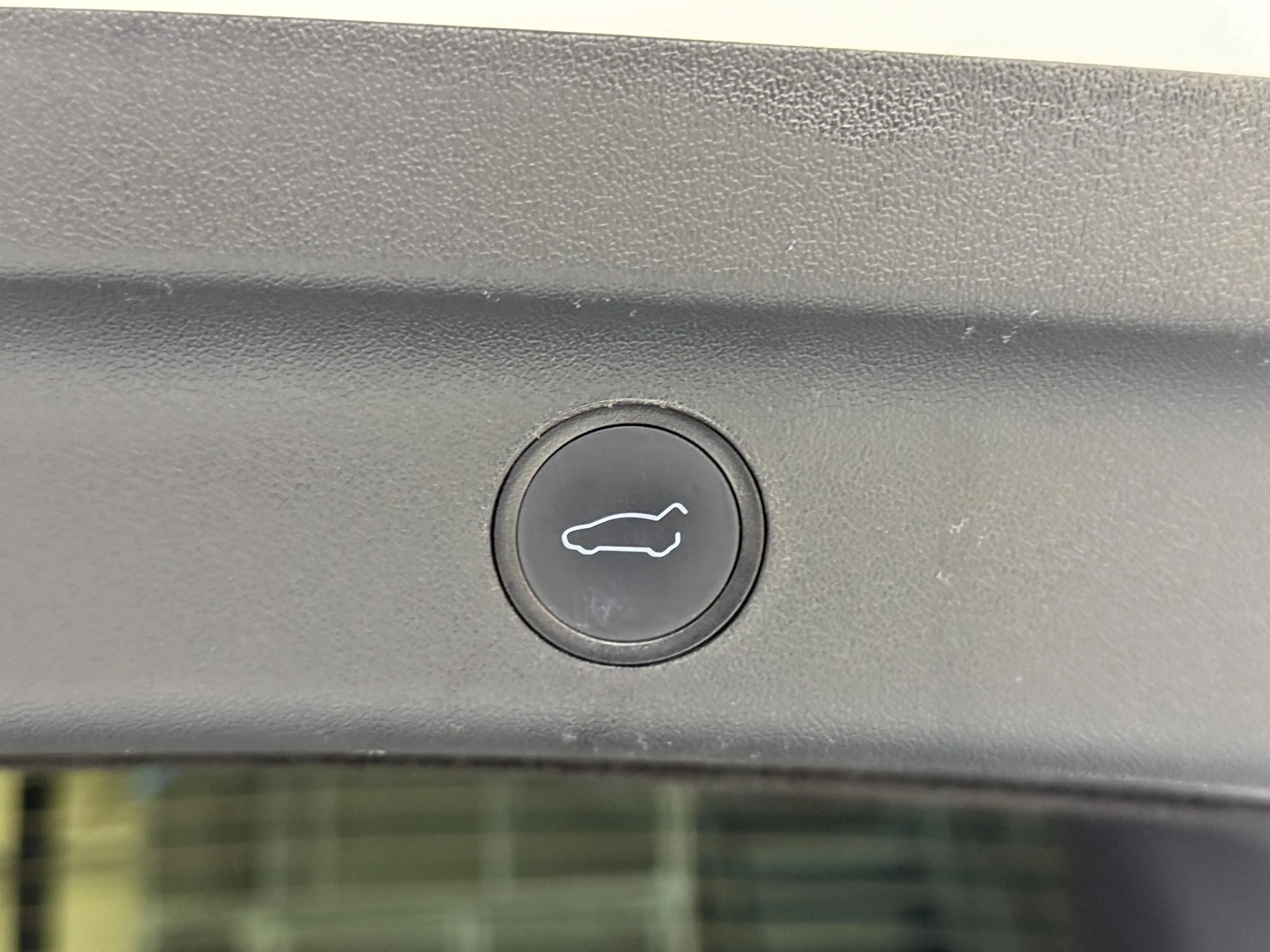 Tesla Model Y Long Range AWD 75 kWh SOH 93% | Lederen bekleding — photo 31