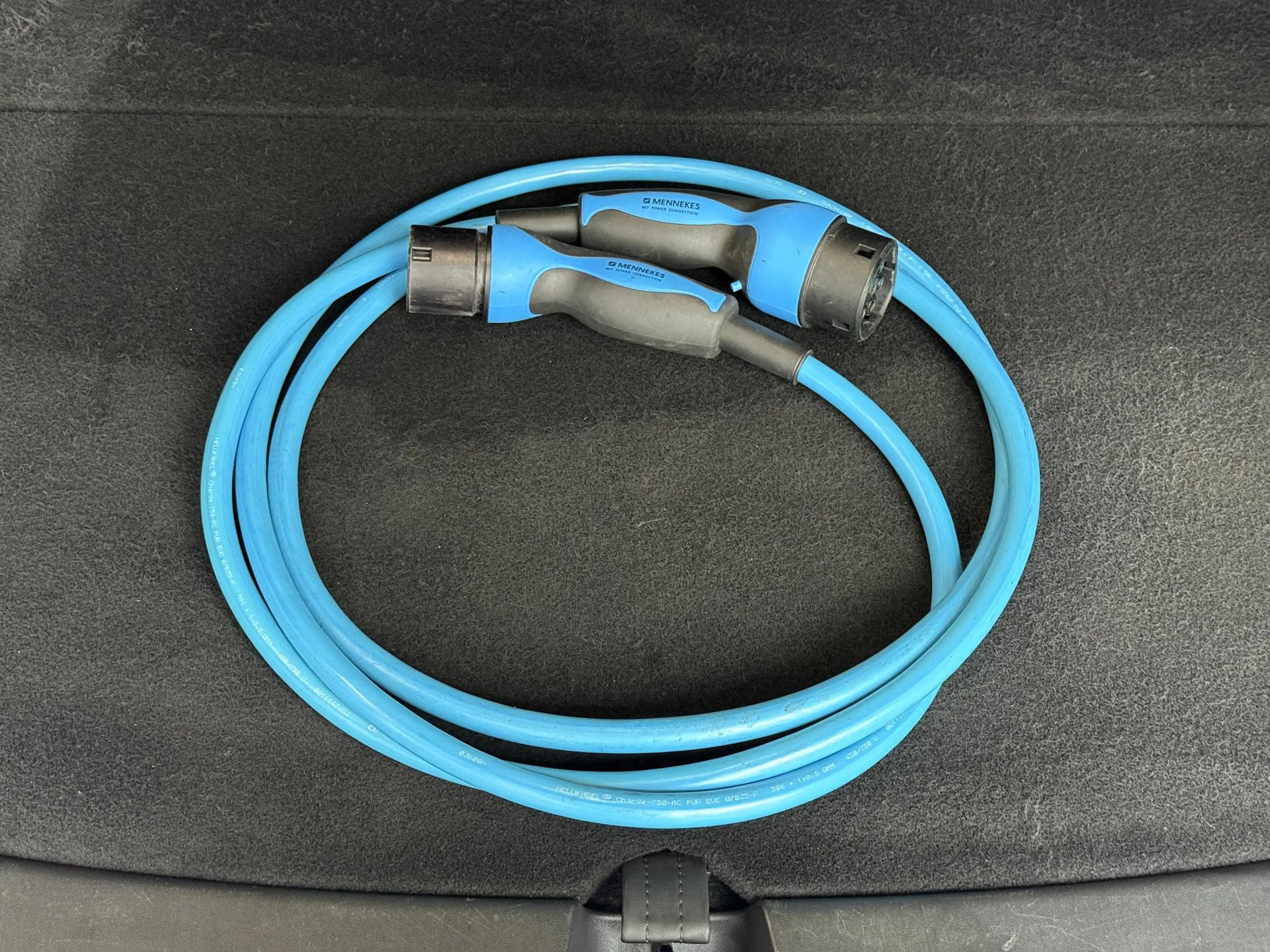 Tesla Model Y Long Range AWD 75 kWh SOH 93% | Lederen bekleding — photo 34