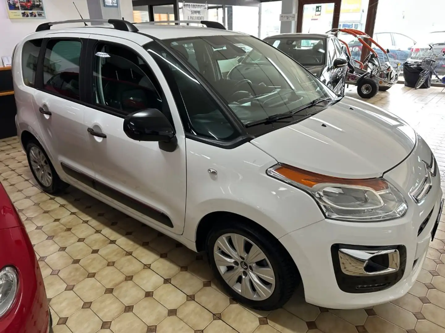 Citroen C3 Picasso VTi 95 Exclusive OK NEOPATENTE Blanco - 2