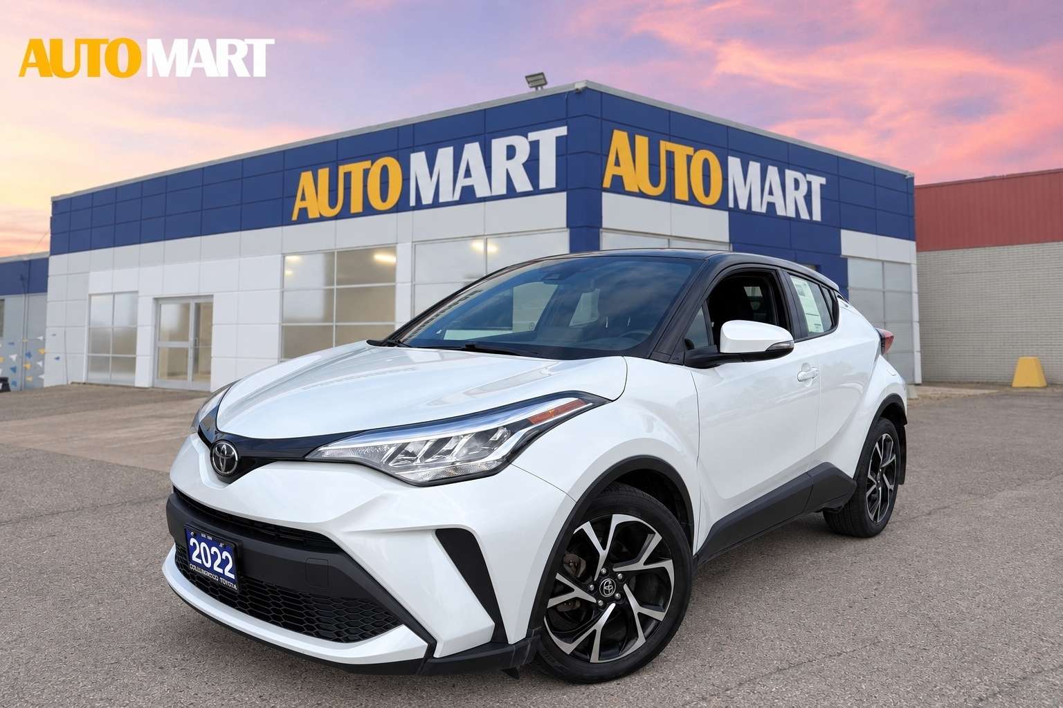 2022 Toyota C-HR XLE Premium | Alloys | Touchscreen | Backup Cam
