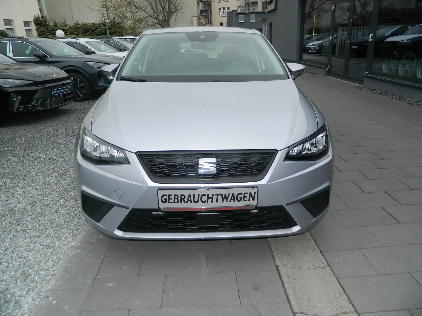 SEAT Ibiza Style 1.0 TSI Sitzheiz/PDC/Klima/DAB/Bluetooth/Car Argent - 2