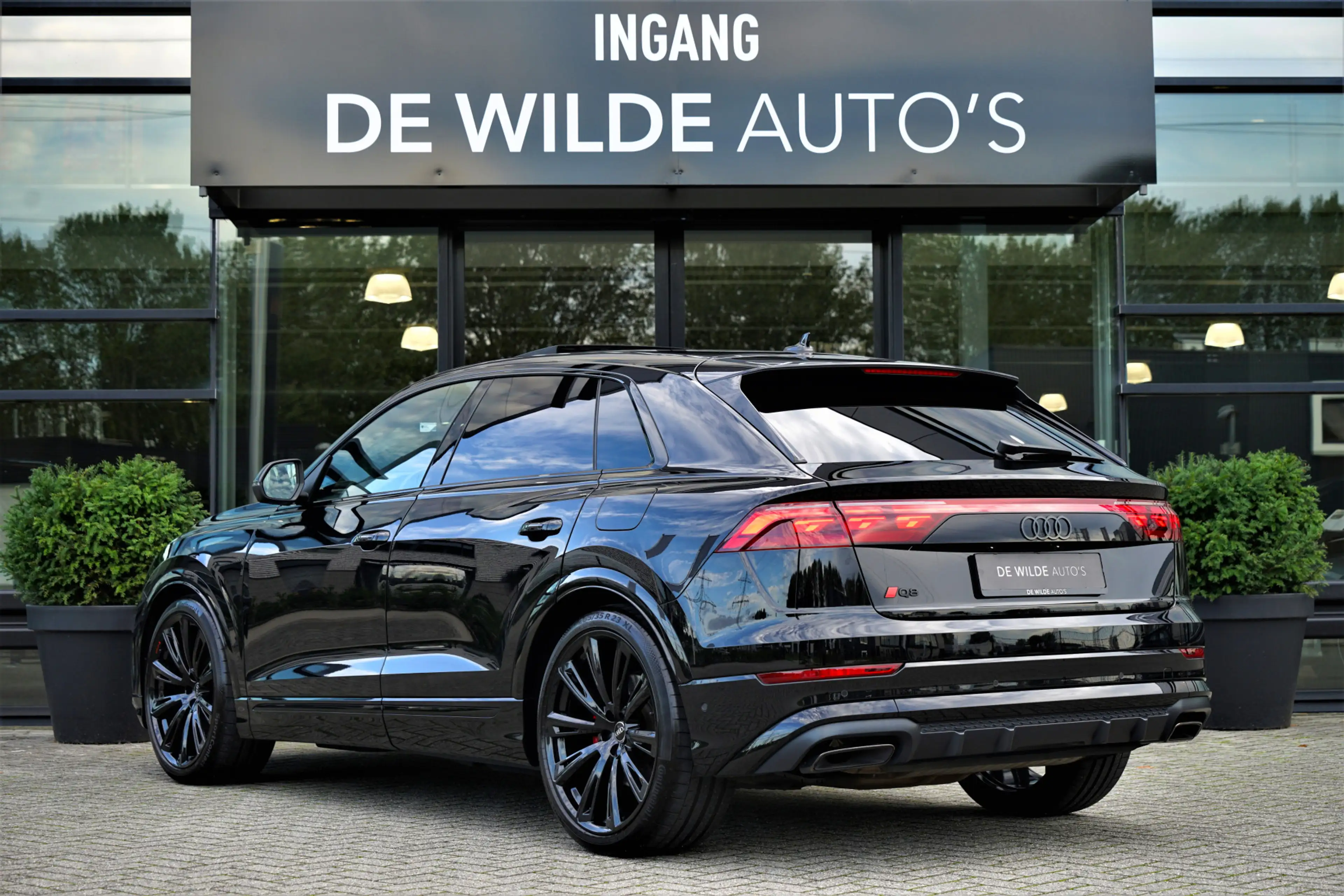 Audi Q8 60 TFSI e quattro S-line Competition RS-seats 4-wi — photo 11