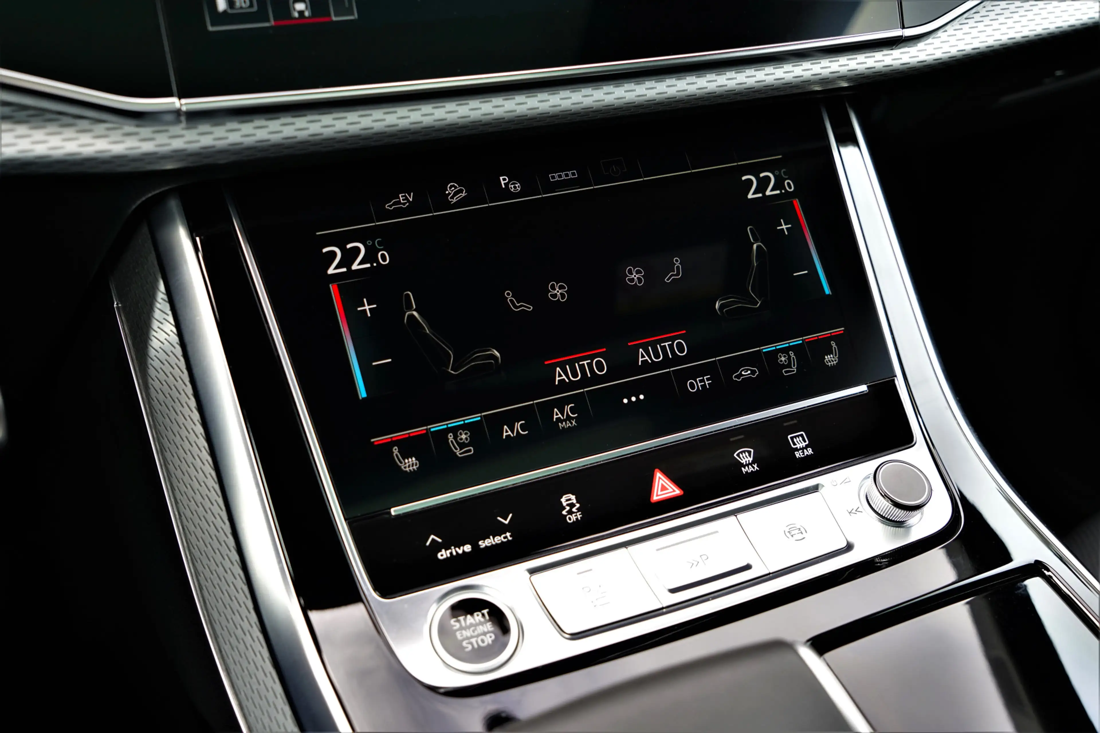 Audi Q8 60 TFSI e quattro S-line Competition RS-seats 4-wi — photo 12
