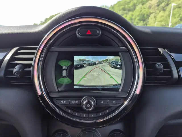 Mini Cooper Cooper view 15