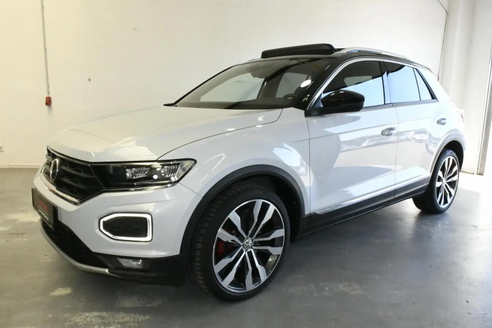 Volkswagen T-Roc Sport DSG ACC*VIRT*PANO*CAM*NAV*TW*BT*E.HK Klima Blanc - 2
