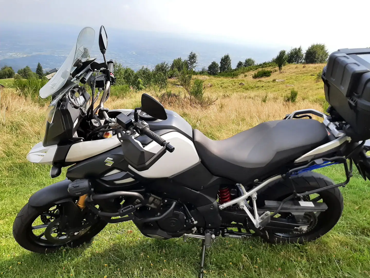 Suzuki V-Strom 1000 abs Alb - 2