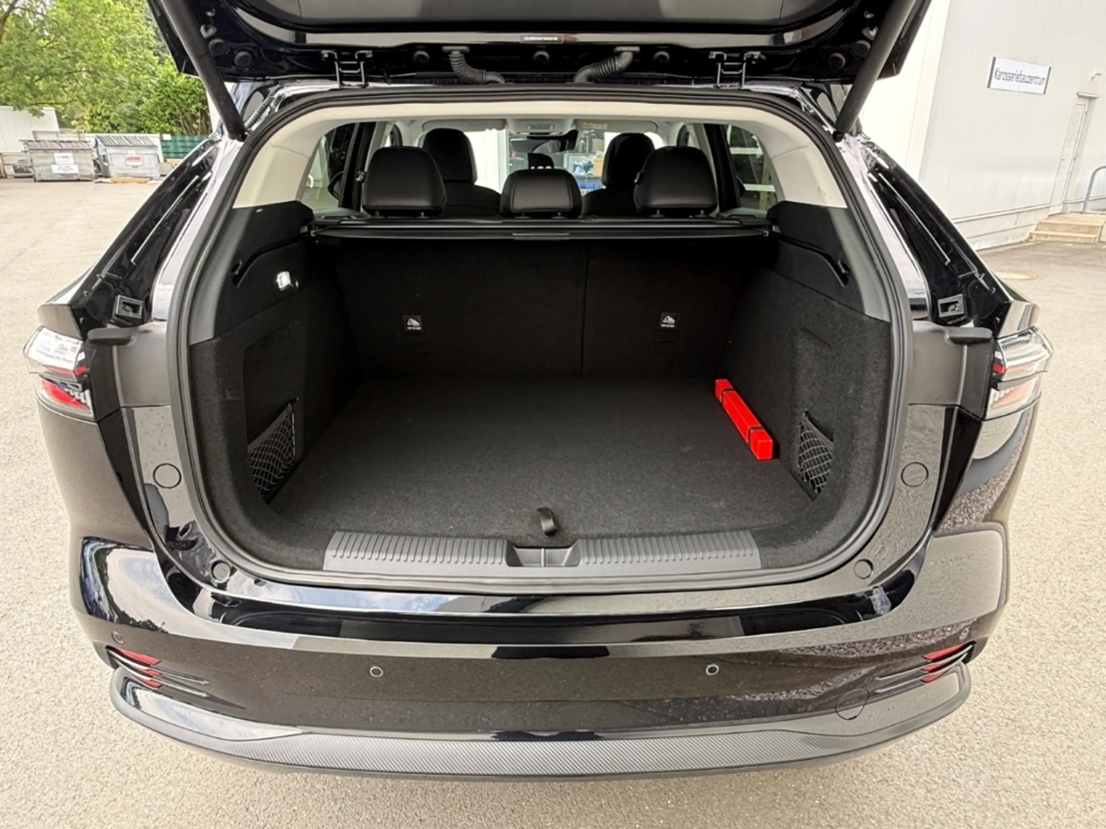 MG HS Hybrid+ Luxury Kessy 360° CarPlay ACC LED Shz Alu — photo 7