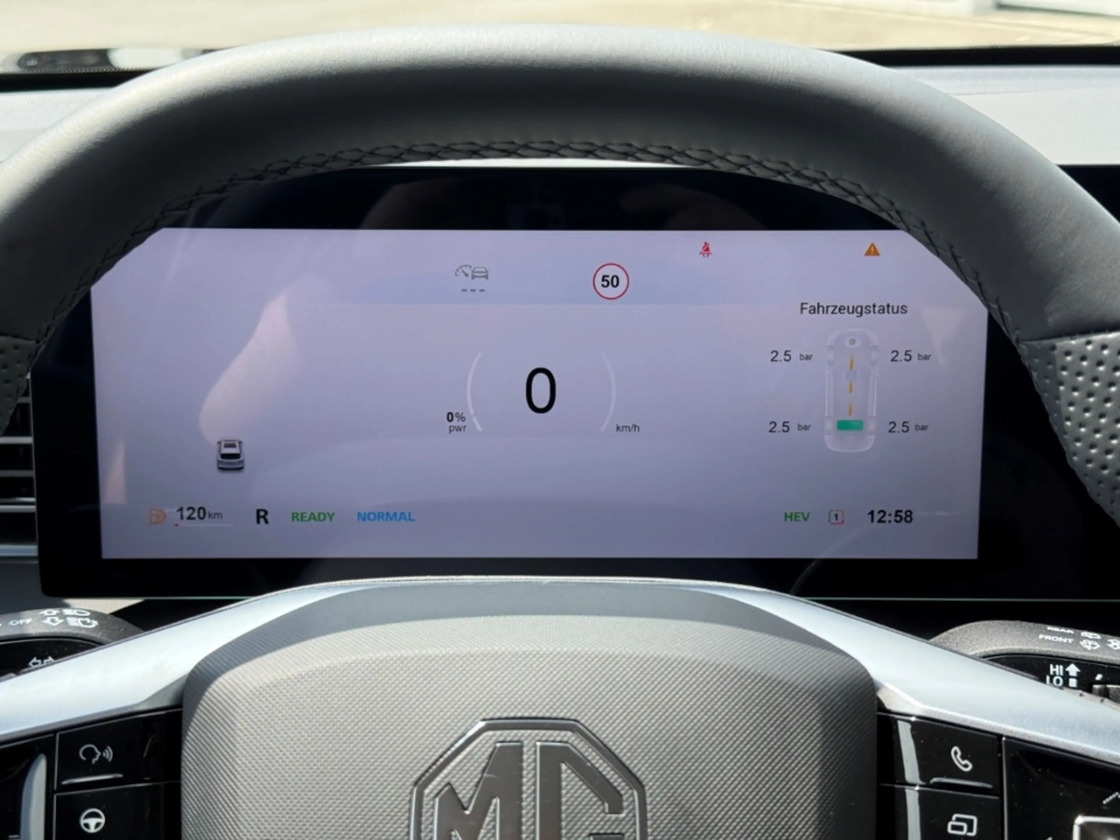 MG HS Hybrid+ Luxury Kessy 360° CarPlay ACC LED Shz Alu — photo 10
