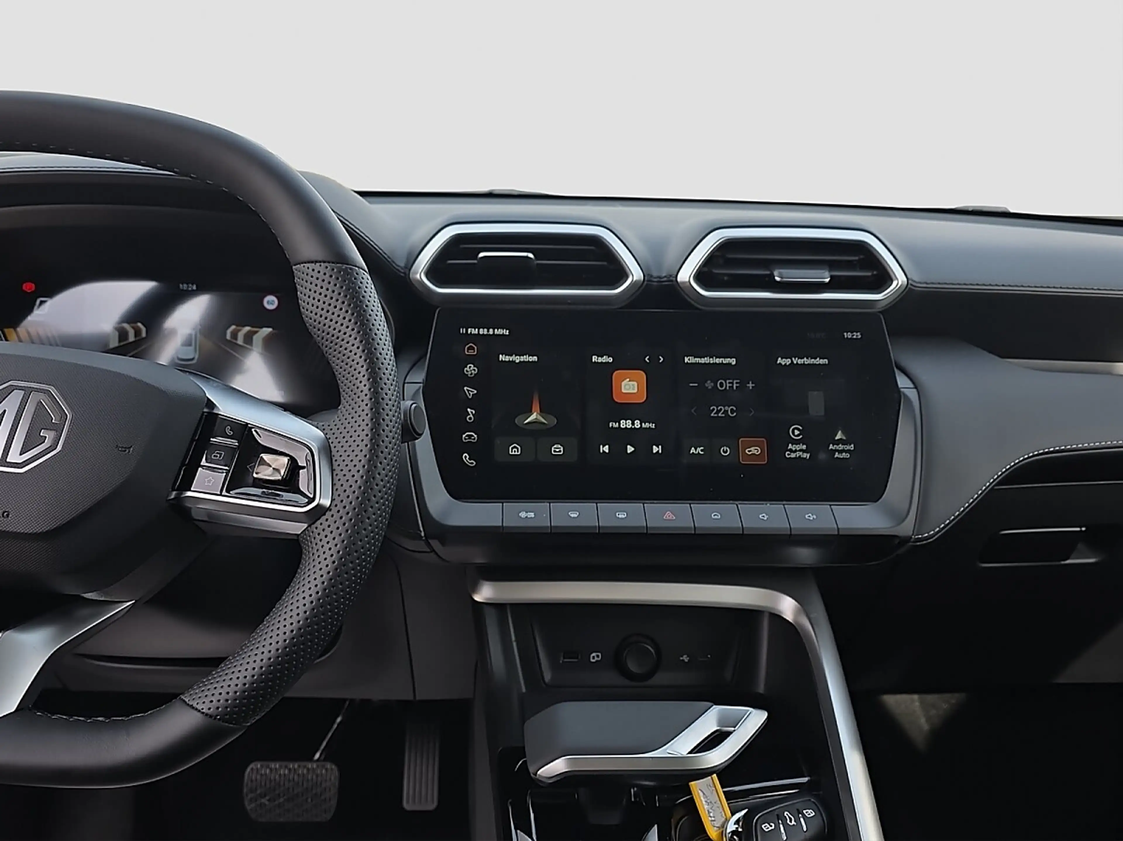 MG ZS 1.5 Hybrid+ Luxury Winterräder gratis — photo 10