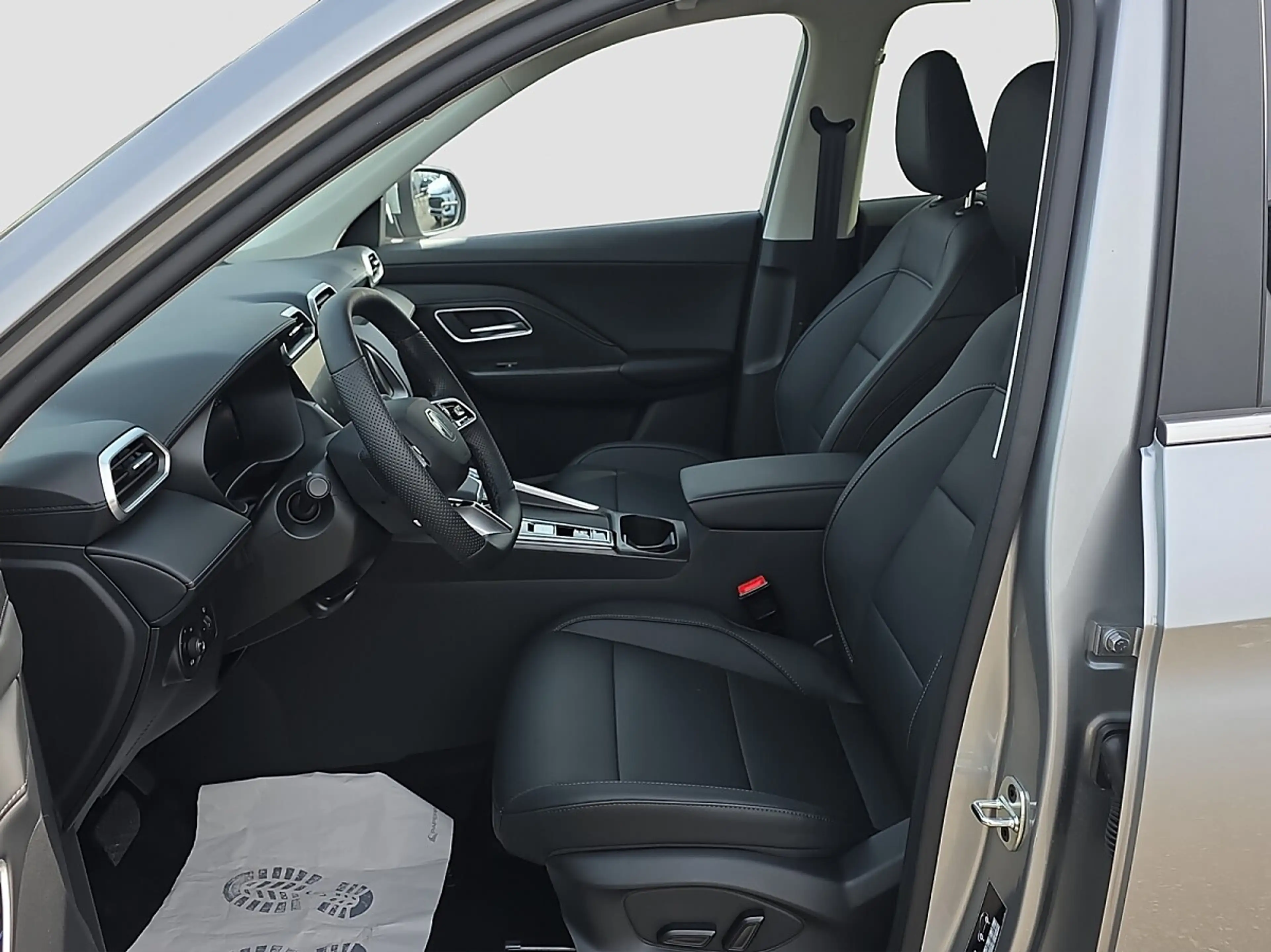 MG ZS 1.5 Hybrid+ Luxury Winterräder gratis — photo 7