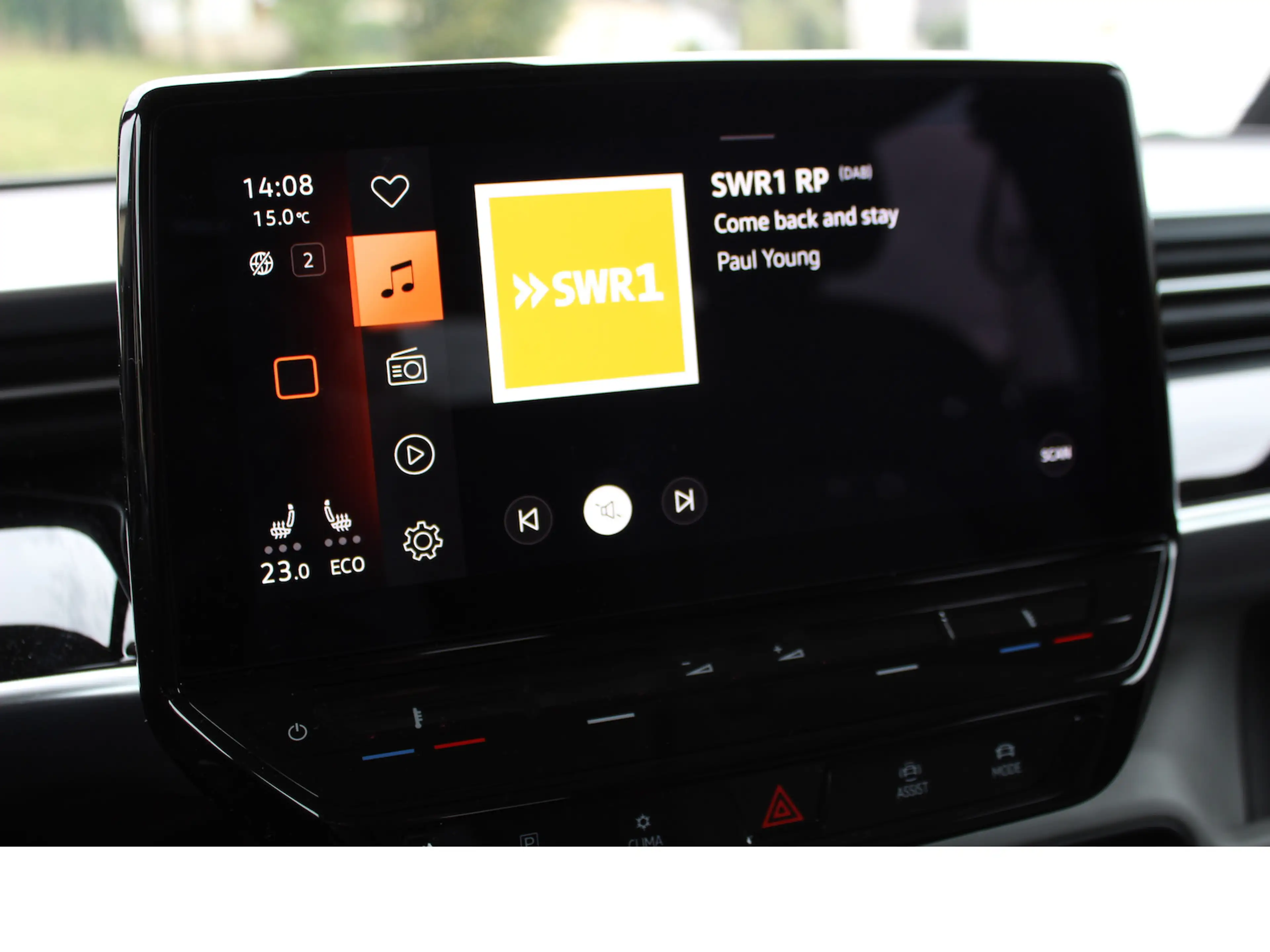 Volkswagen ID. Buzz PRO Iq.Light/NAVI/Sitzh./.AHK — photo 23