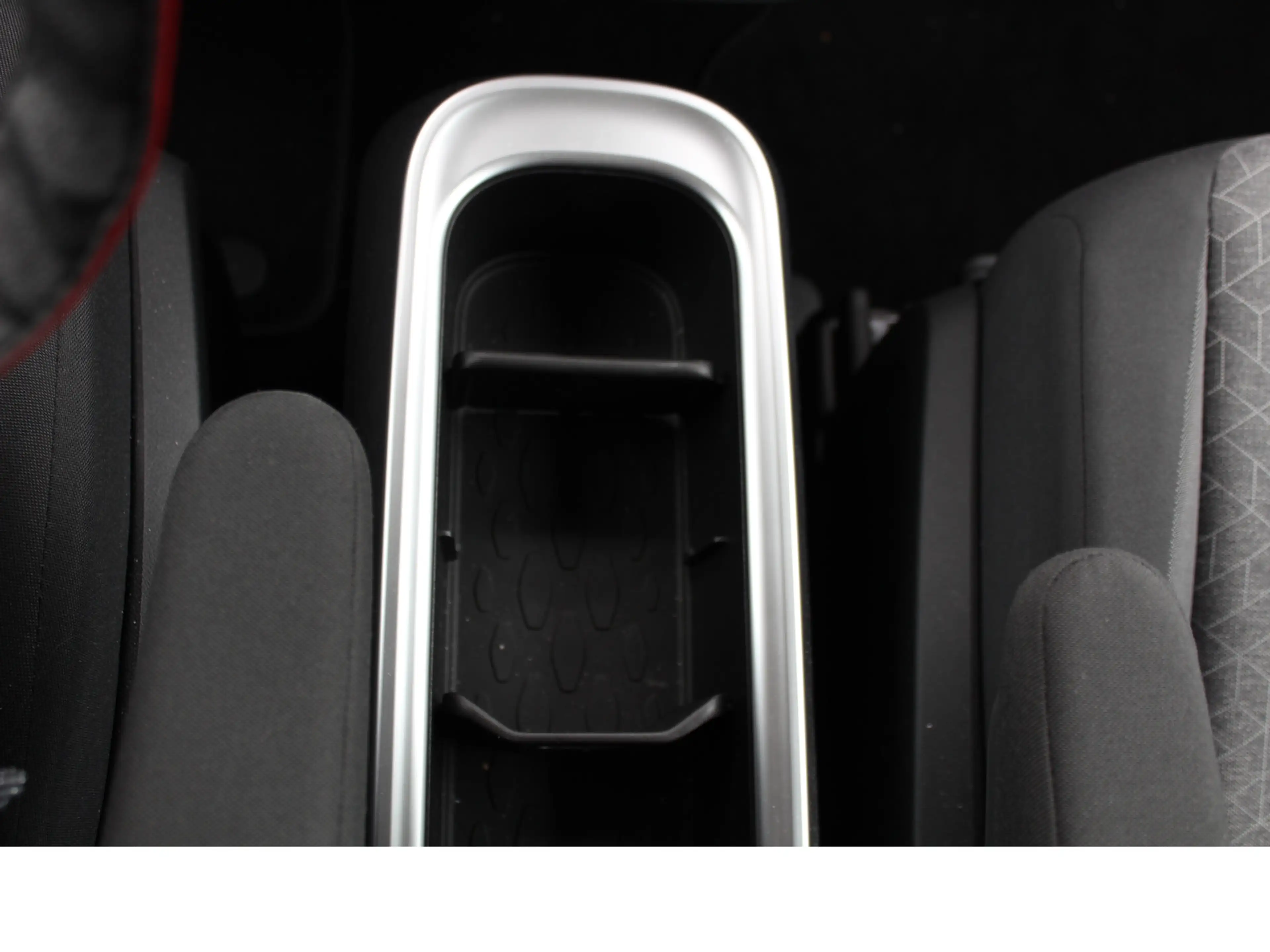 Volkswagen ID. Buzz PRO Iq.Light/NAVI/Sitzh./.AHK — photo 30