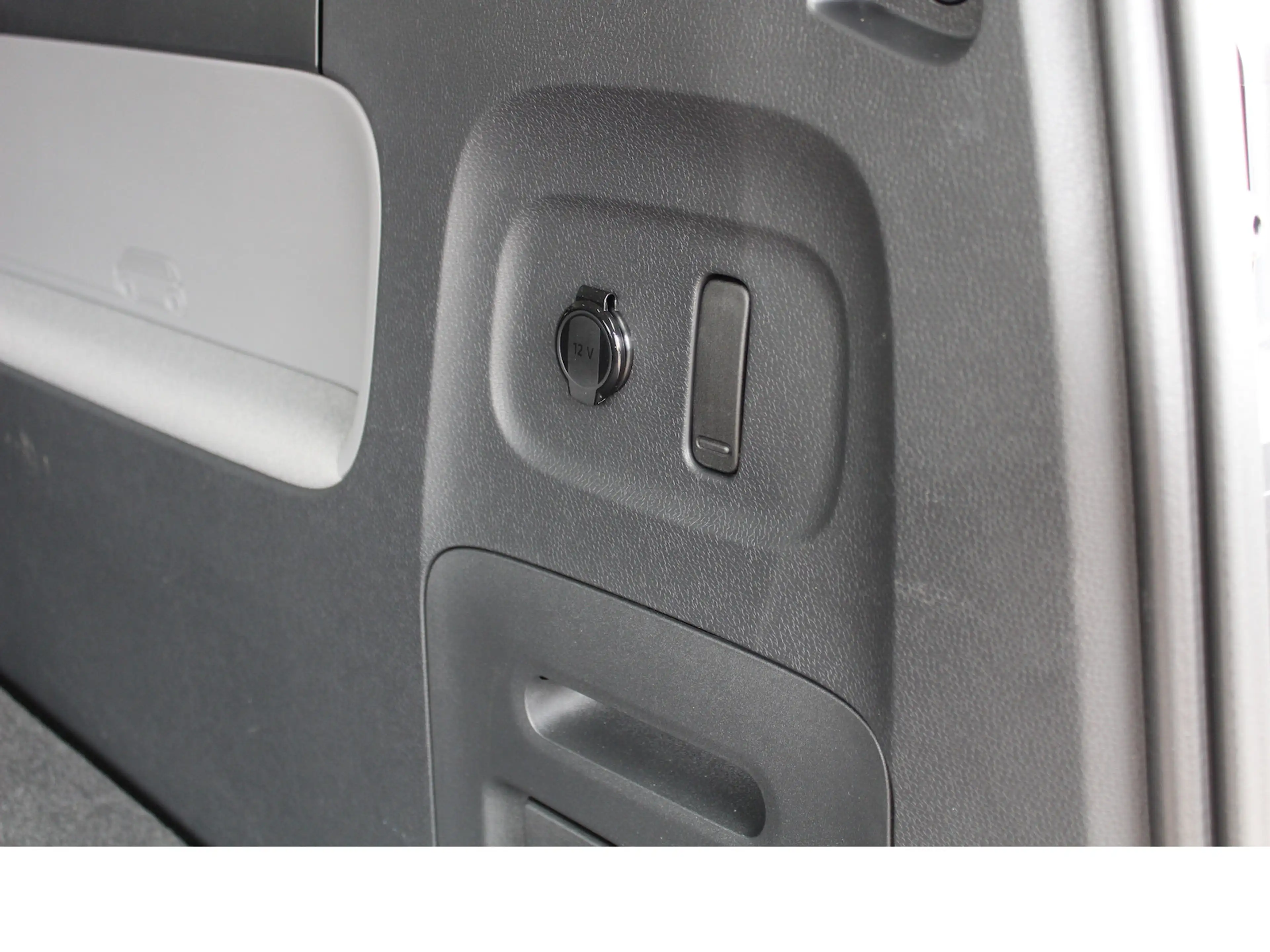 Volkswagen ID. Buzz PRO Iq.Light/NAVI/Sitzh./.AHK — photo 15