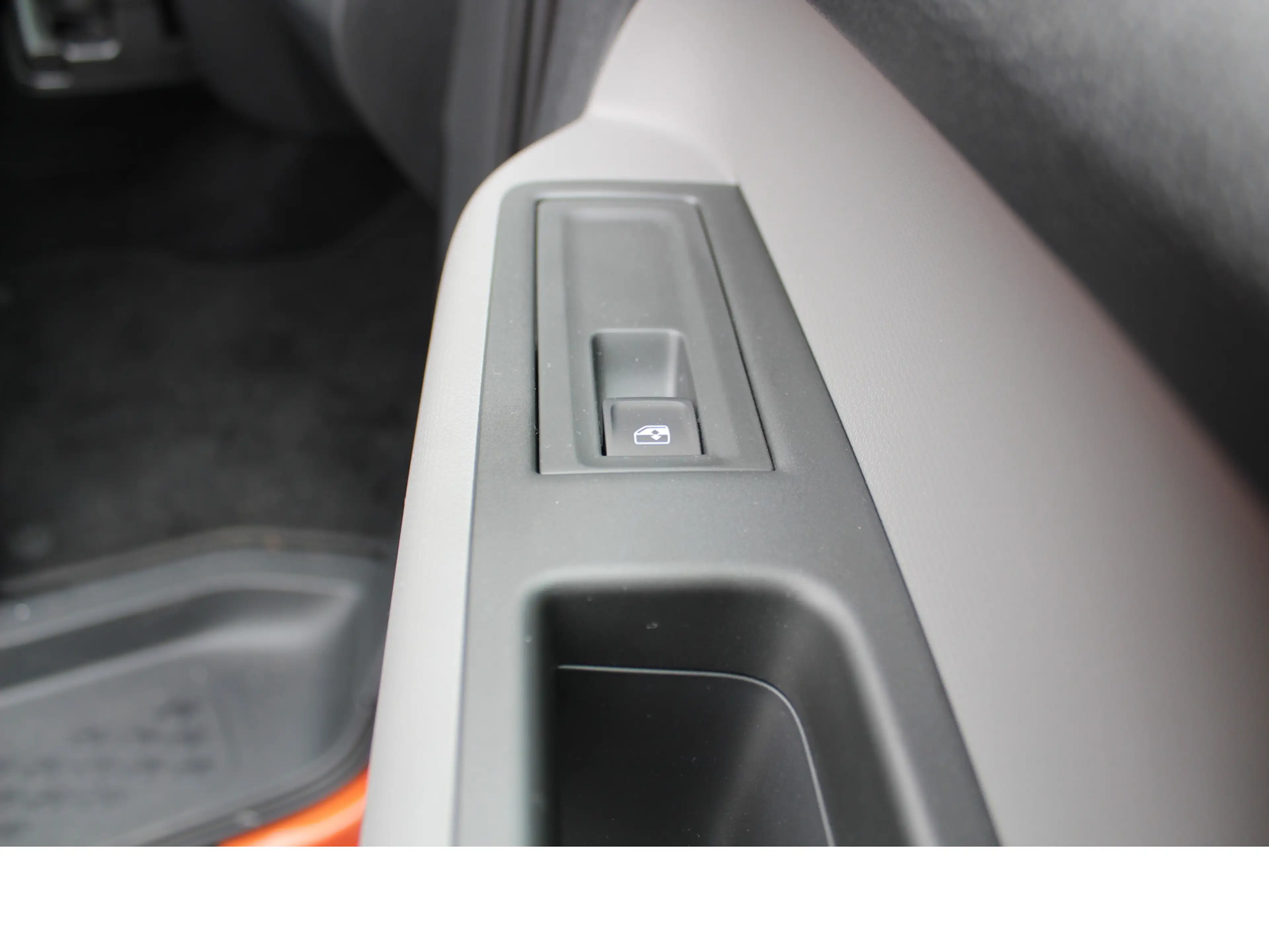 Volkswagen ID. Buzz PRO Iq.Light/NAVI/Sitzh./.AHK — photo 9