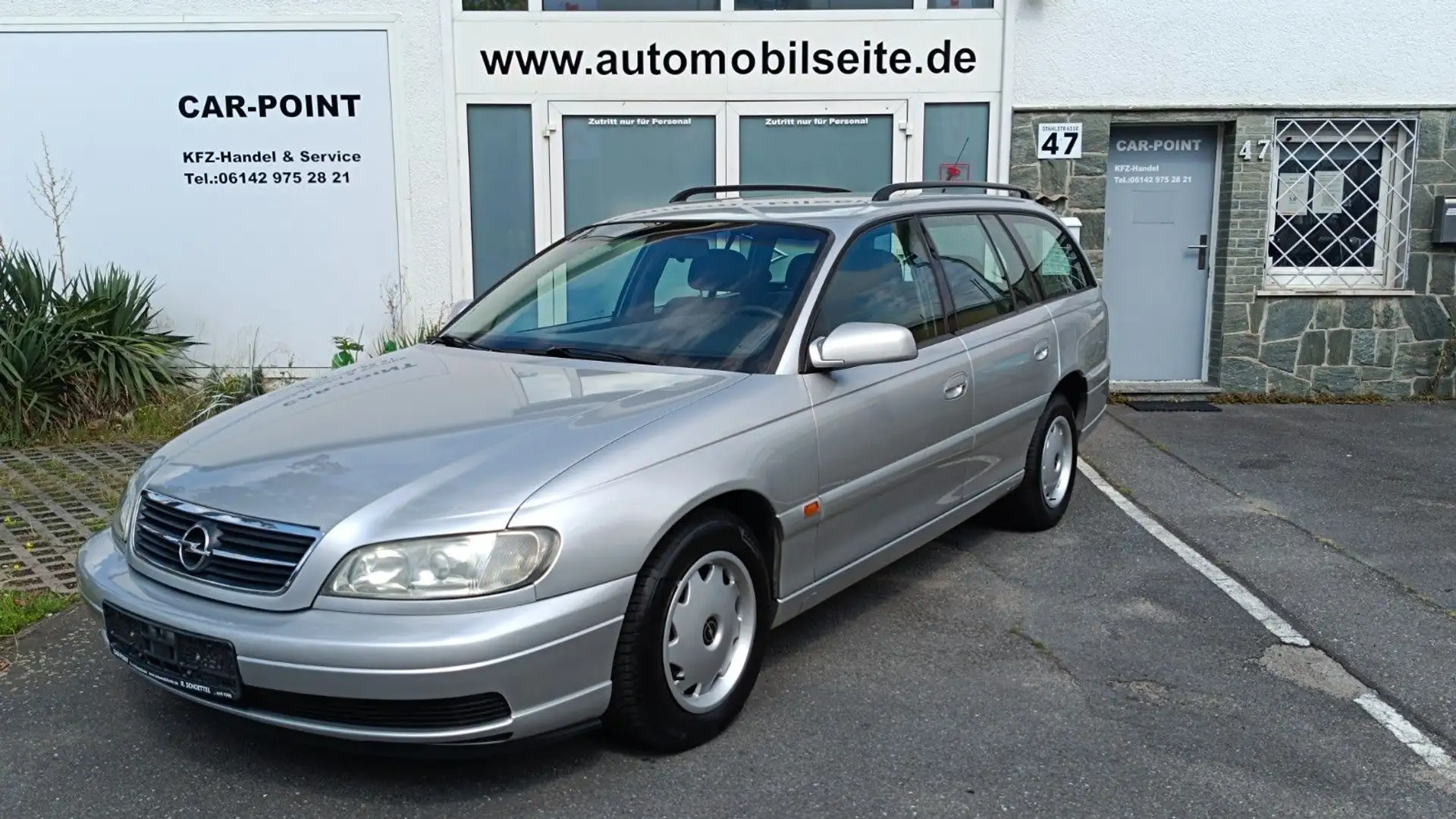 Opel Omega 2.2 16V Selection*KLIMA*1.HAND*TOP ZUSTAND Silver - 1
