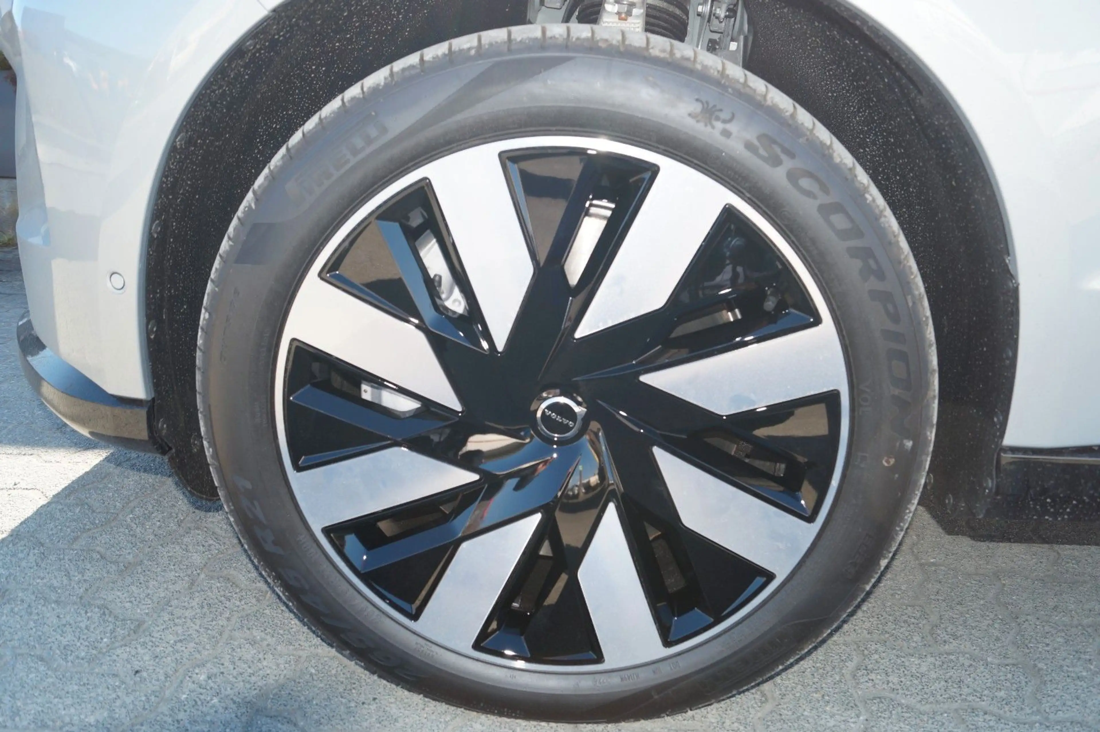 Volvo EX90 Twin AWD Ultra 7Sitze Aut./Luftfahrwerk/AHK — photo 14