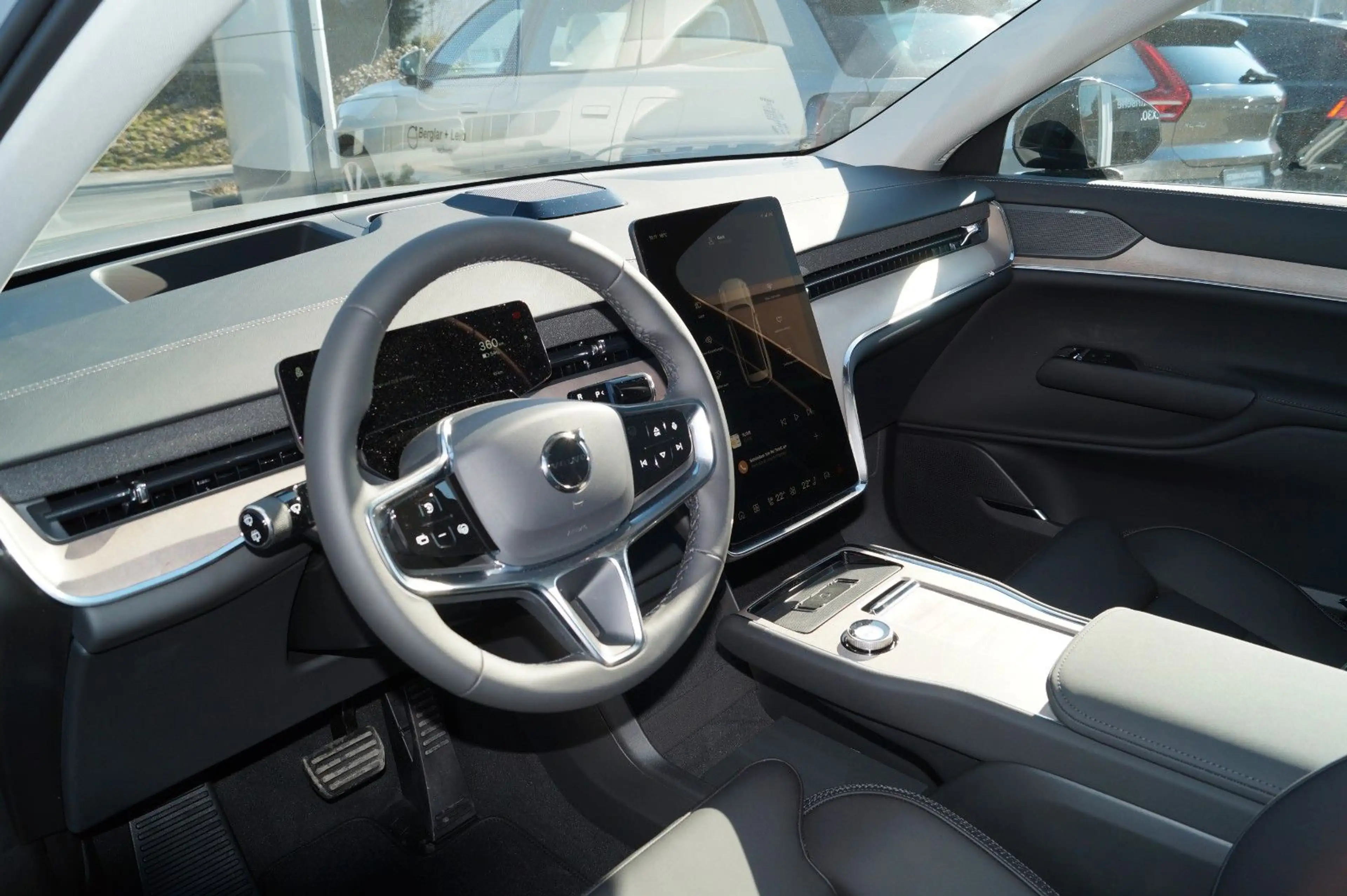 Volvo EX90 Twin AWD Ultra 7Sitze Aut./Luftfahrwerk/AHK — photo 5