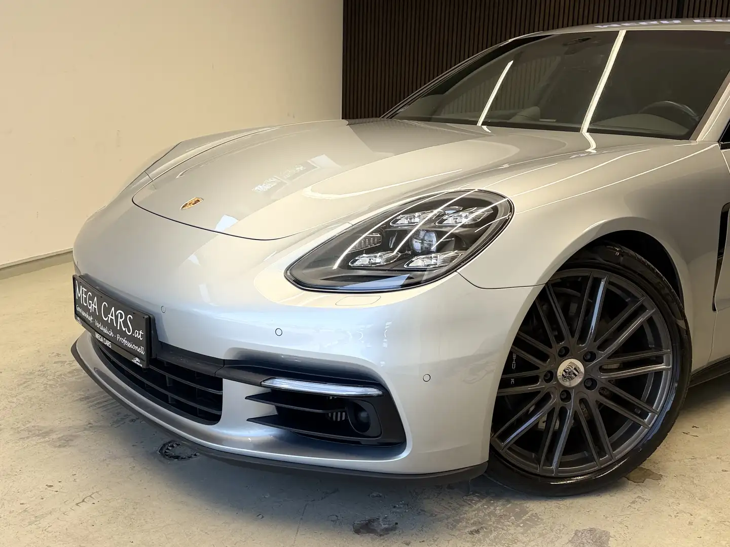 Porsche Panamera 4 E-Hybrid / 5-SITZER / Grau - 2