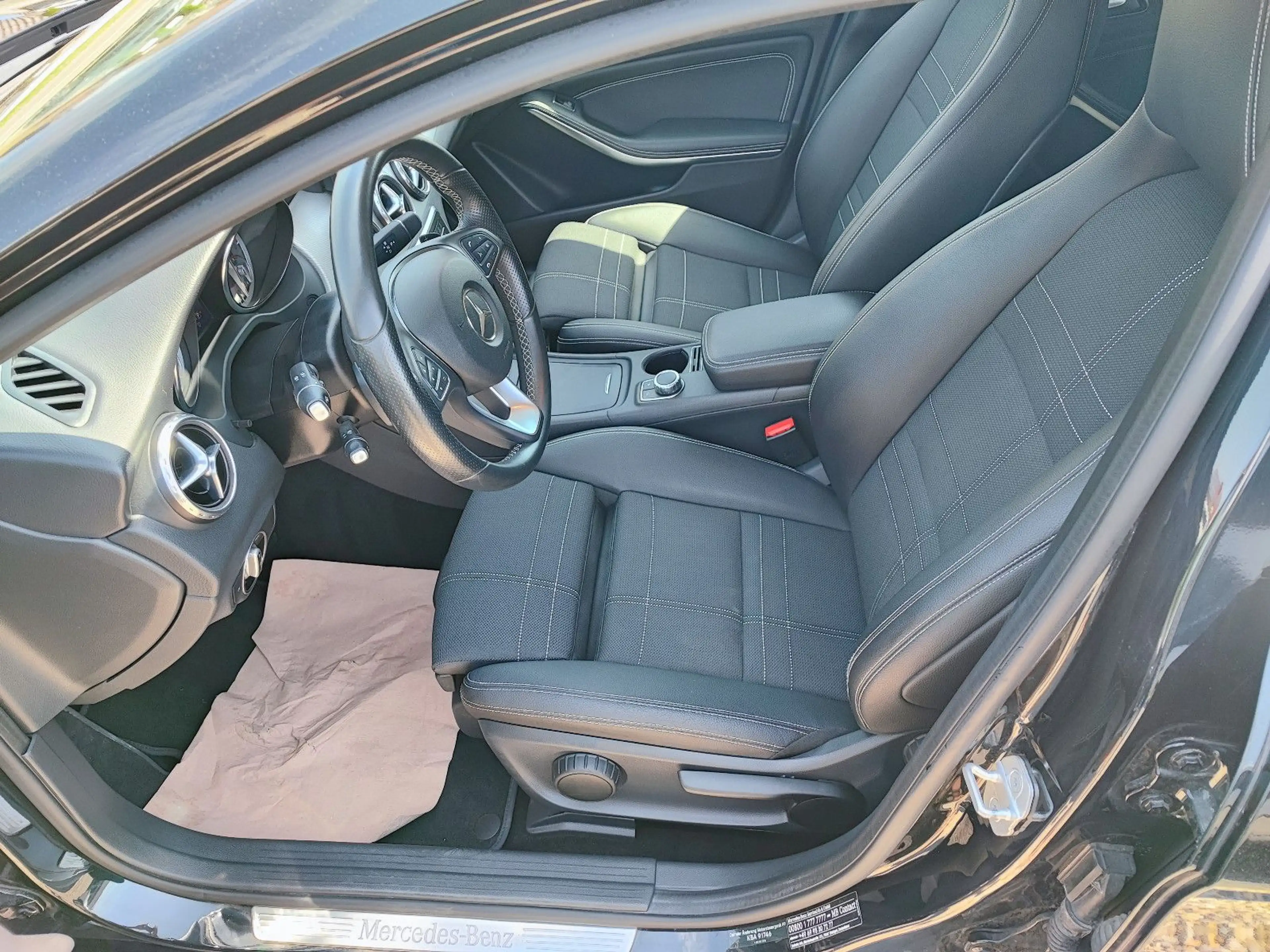 Mercedes-Benz GLA 200 CDI / d 4Matic/Nav/Xen/AHK/Kam — photo 7